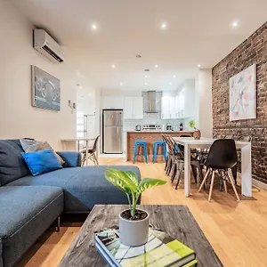 Ideal Group In Charming Le Plateau Near Metro Apartment